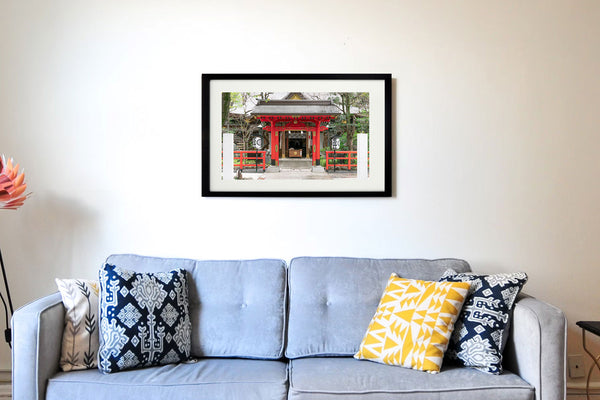Foto mit Rahmen: Kleiner Schrein in Tokyo (60x40cm)